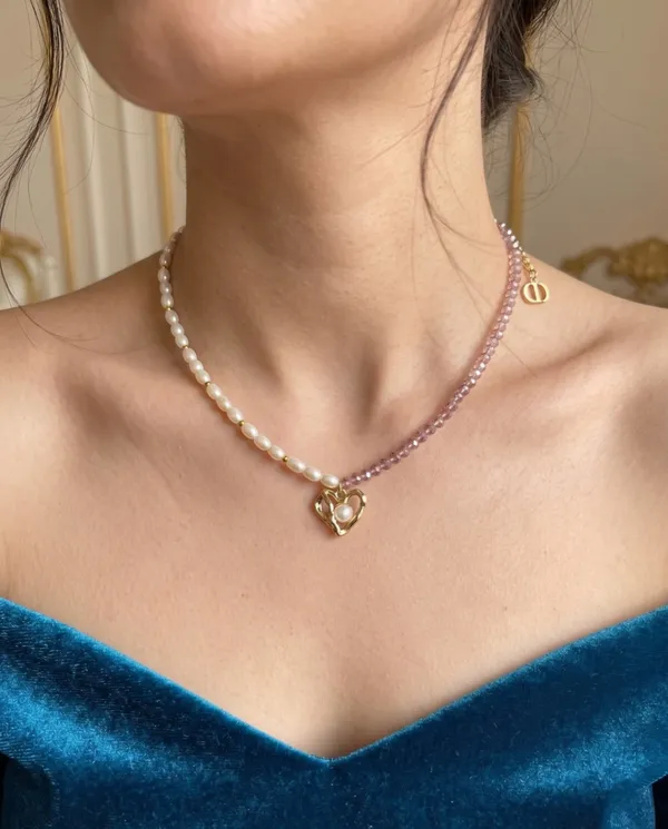 Beaded_Pearl_Heart_Pendant_Necklace_For_Women
