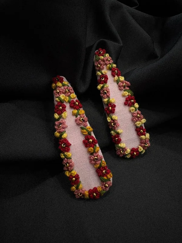 Pink_Embroidered_Floral_Fabric_Hair_Clips_For_Girls