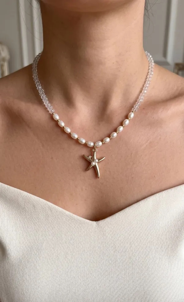 White_Beaded_Necklace_With_Starfish_Pendant