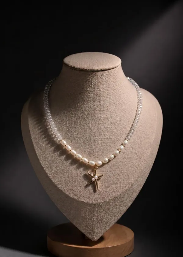 White_Beaded_Necklace_With_Starfish_Pendant