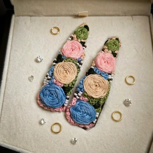 Multicolour_Cotton_Thread_Floral_Embroidered_Snap_Hair_Clip_For_Women