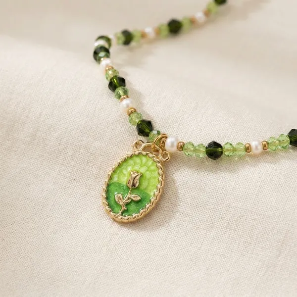 Green_Pearl_Peridot_Enamel_Floral_Oval_Pendant_Beaded_Necklace_For_Women