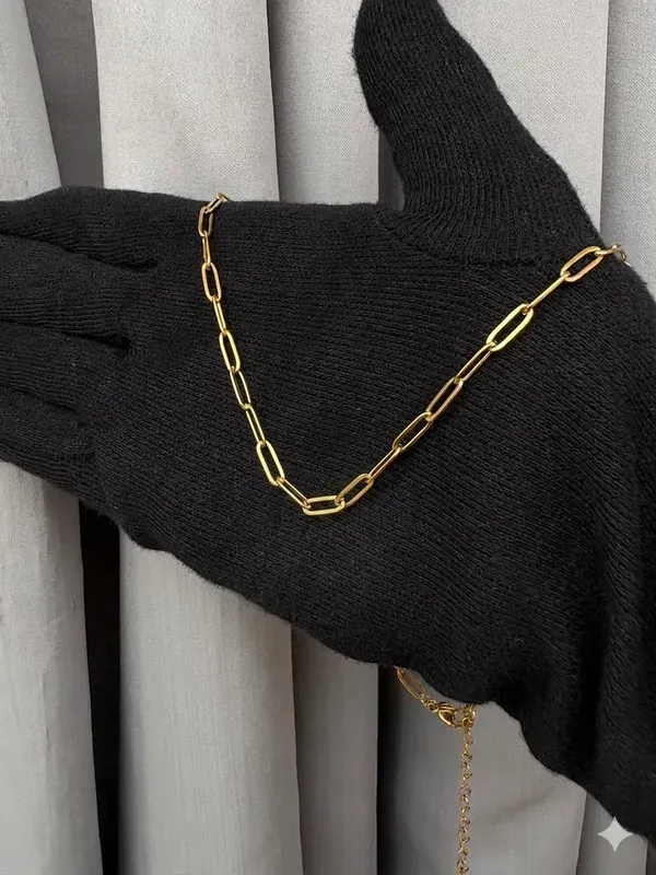 Gold_Tone_Chain_Necklace_With_Enamel_Charms