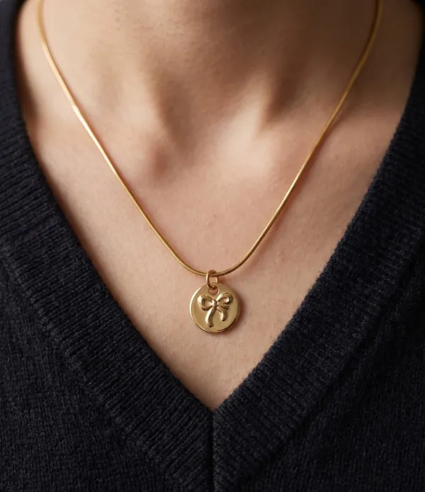 Gold_Toned_Clover_Charm_Snake_Chain_Necklace