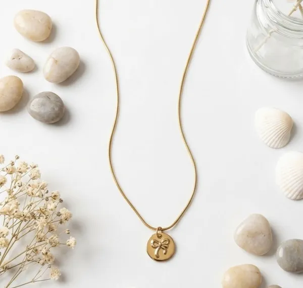 Gold_Toned_Clover_Charm_Snake_Chain_Necklace