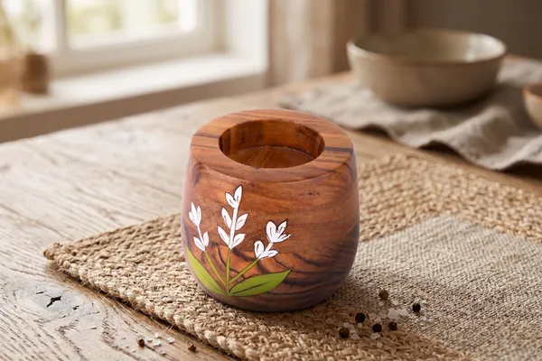 Wooden_Hand_Painted_Floral_Tealight_Candle_Holder