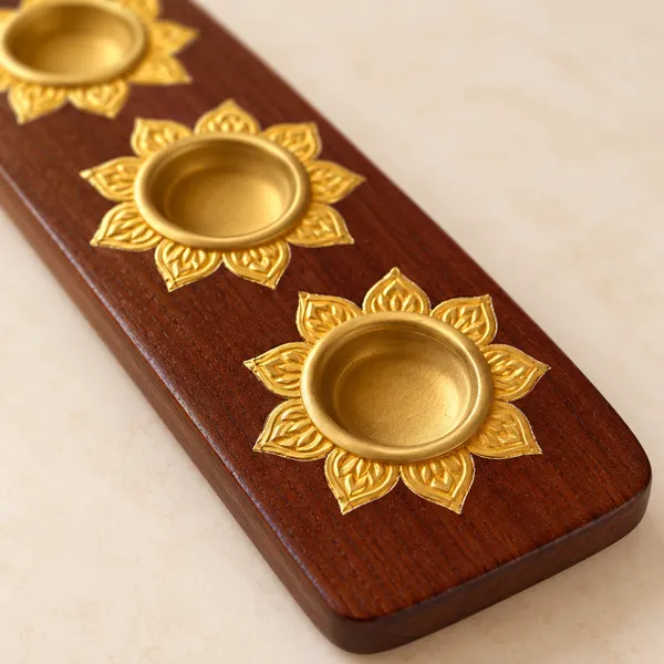 Lotus_3_Tea_Light_Holder