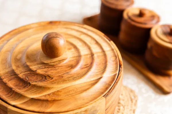 Wooden_Round_Roti_Box_With_Lid_and_Free_Roti_Cloth