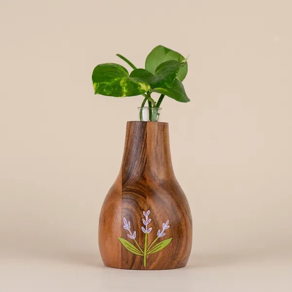 Wooden_Floral_Design_Vase_For_Home_Decor