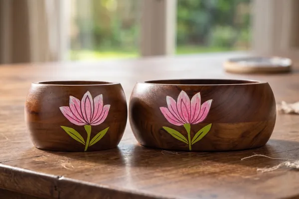 Brown_Wood_Hand_Painted_Lotus_Design_Round_Bowl
