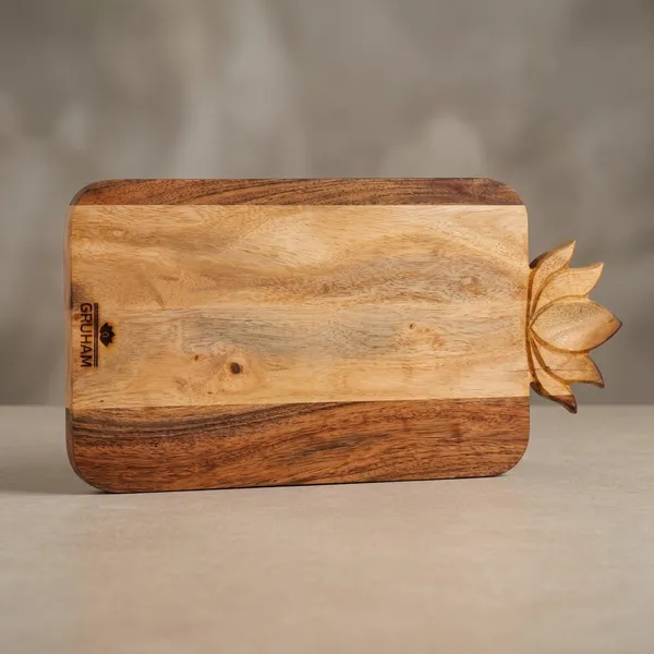 Acacia_Wood_Lotus_Shaped_Serving_&_Chopping_Board