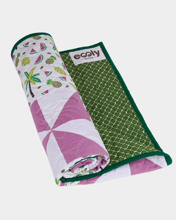 Tropical_Pinwheel_Summer_Baby_Quilt
