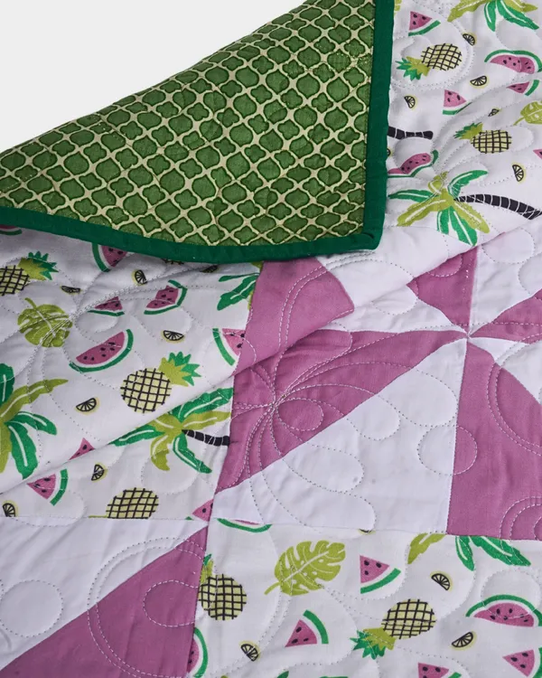 Tropical_Pinwheel_Summer_Baby_Quilt