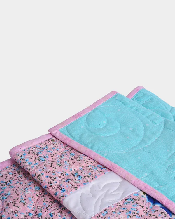 Aqua_Blue_And_Pink_Mix_Baby_Quilt