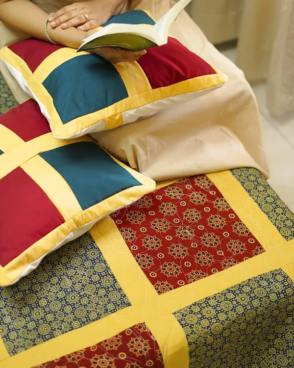 Bold_Retro_Checkerboard_Quilted_With_Shams