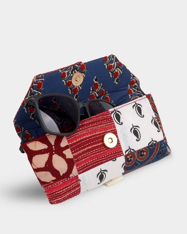 Heritage_Block_Quilt_Eyewear_Case