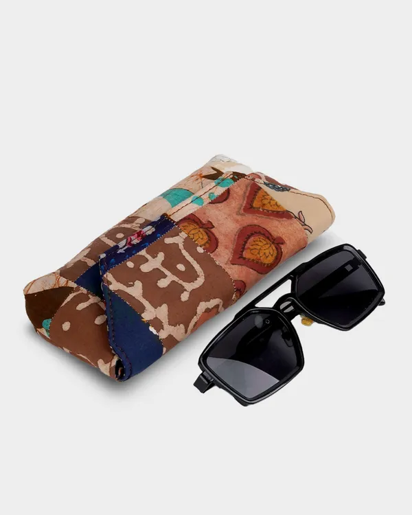 Indigo_Patchwork_Quilt_Eyewear_Case