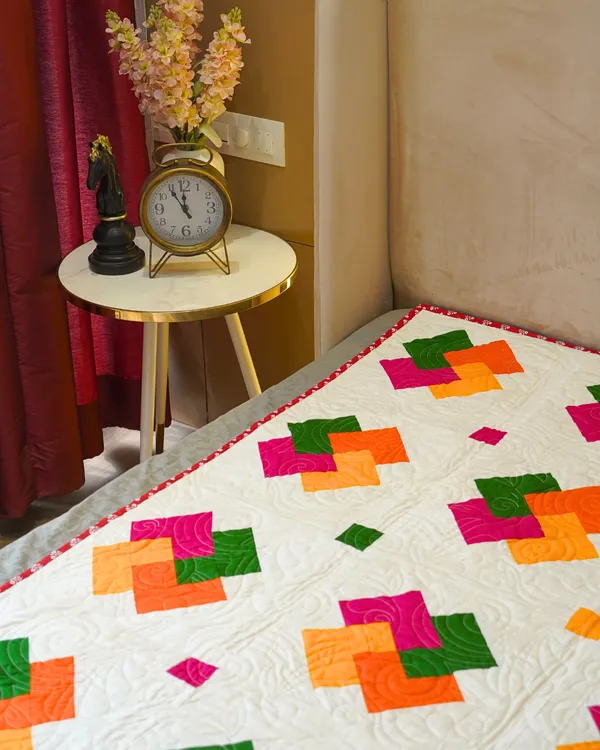 Red_Beige_Patchwork_Cotton_Bedquilt_Handcrafted_Floral_Design