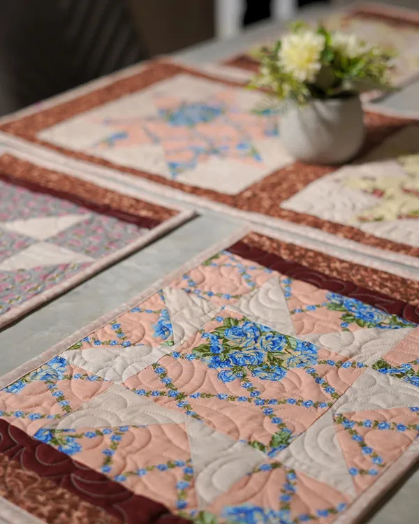 Star_Patch_Brown_Scroll_Table_Runner
