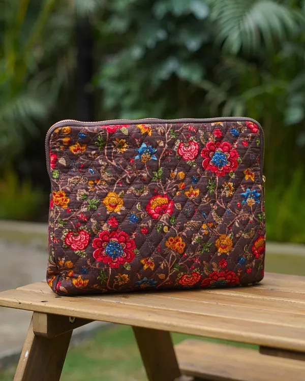 Bouquet_Earth_Tone_Brown_Ipad_Bag