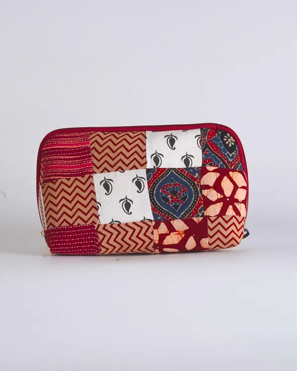 Ruby_Cream_Chevron_Quilted_Pouch