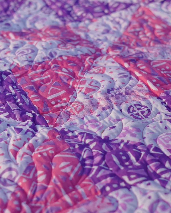Royal_Amethyst_Pinwheel_Patchwork_Bed_Quilt