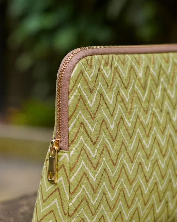 The_Sage_Zigzag_Quilted_Ipad_Sleeve