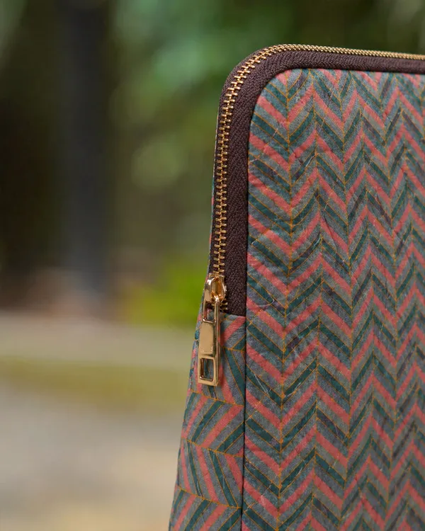 The_Teal_Terracotta_Zigzag_Quilted_Ipad_Sleeve