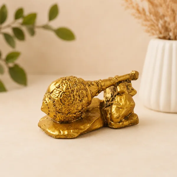 Resin_Decorative_Hand_Holding_Orb_Figurine_Gold