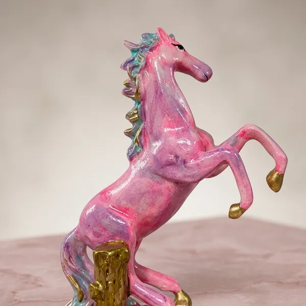 Resin_Decorative_Rearing_Horse_Figurine_Pink_And_Gold
