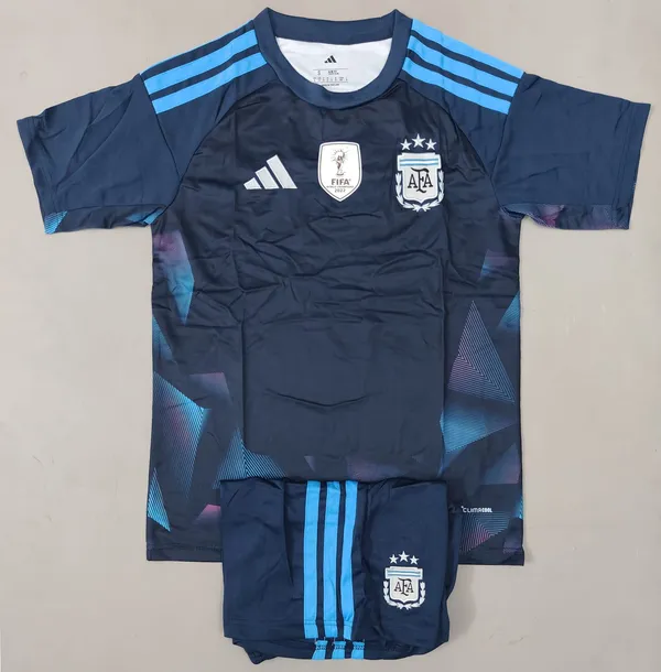Argentina_World_Cup_training_kit_set_with_shorts_2026