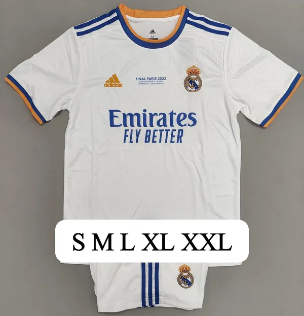 Real_Madrid_gold_white_Retro_jersey_set_with_shorts
