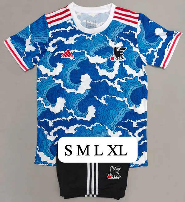 Blue_Ocean_Liverpool__Retro_jersey_set_with_shorts