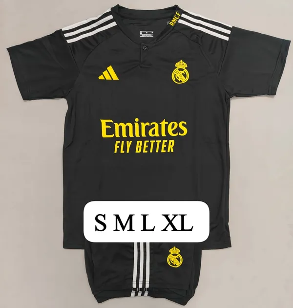Black_Real_Madrid_Retro_Jersey_set_with_shorts