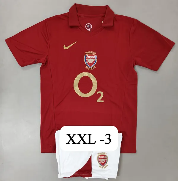 O2_Arsenal_Retro_Jersey_set_with_shorts