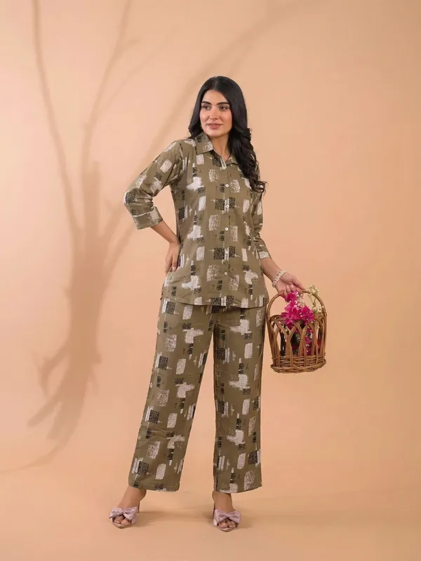 Green_Rayon_Printed_Shirt_Pant_Co-Ords_Set_For_Women