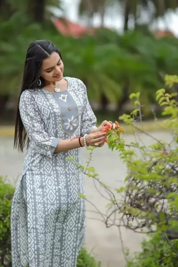 Yellow_Cotton_Straight_Kurta_Pant_Set_For_Women
