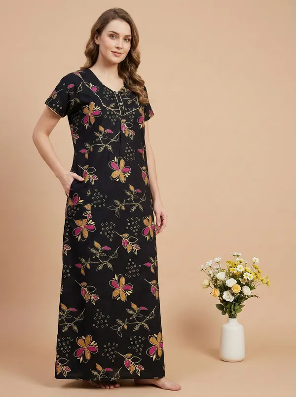 Black_Cotton_Printed_Nighty_For_Women