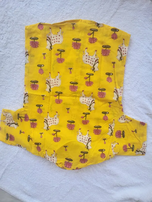 Yellow_Printed_Cotton_Cow_and_Lotus_Sleepwear_Set_for_Boys