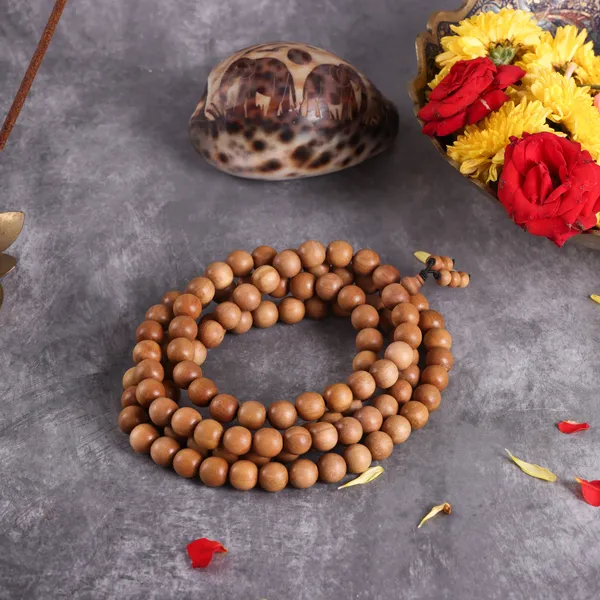 Naturalis_Original_Sandalwood_Mala_|_Pure_Chandan_Rosary_|_108_Beads_|_6mm_7mm_8mm_10mm