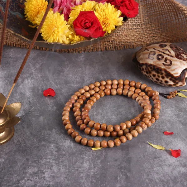 Naturalis_Original_Sandalwood_Mala_|_Pure_Chandan_Rosary_|_108_Beads_|_6mm_7mm_8mm_10mm