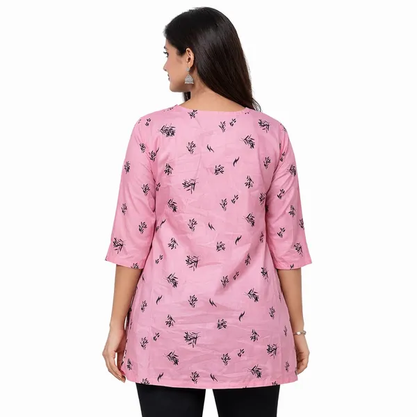 Pink_Cotton_Floral_Print_Relaxed_Short_Kurti_For_Women