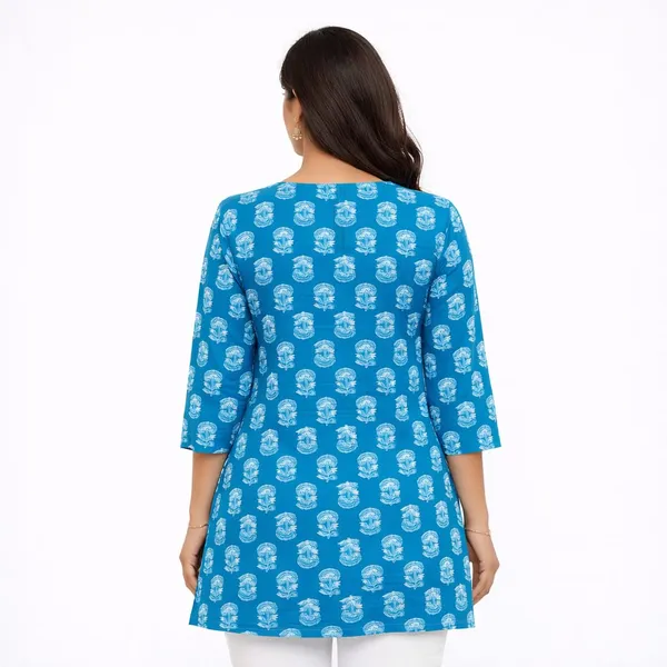Blue_Cotton_Relaxed_Floral_Printed_Tunic_Top_For_Women
