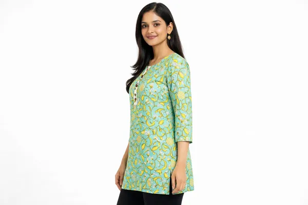 Light_Green_Cotton_Floral_Print_Short_Kurta_For_Women