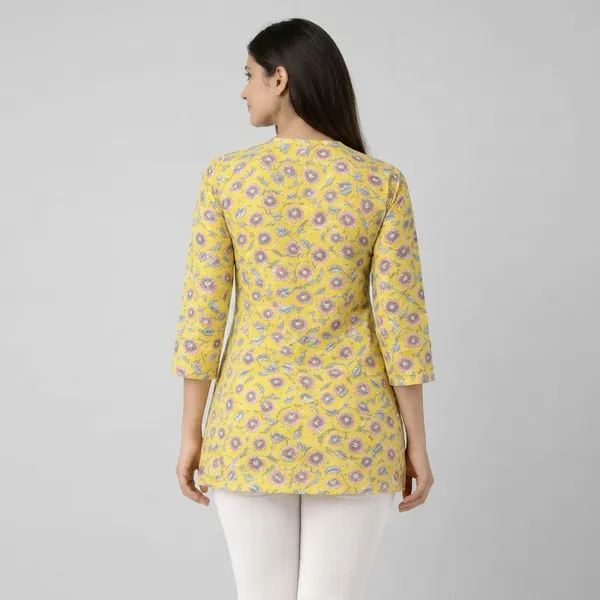 Yellow_Cotton_Floral_Print_Short_Kurta_For_Women