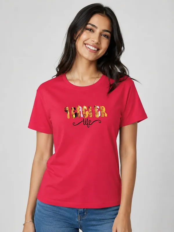 Red_Cotton_Crew_Neck_Graphic_Print_T-Shirt_For_Women