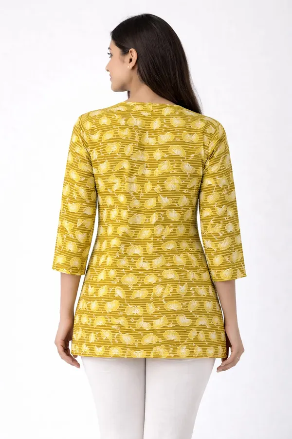 Yellow_Cotton_Printed_Relaxed_Tunic_Top_For_Women