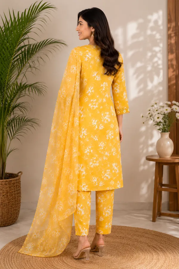 Yellow_Cotton_Anarkali_Kurta_Set_For_Women