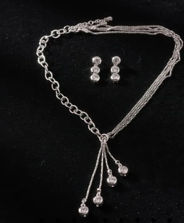 Alayas_Alloy_Black_Jewellery_Set_(Pack_Of_1)