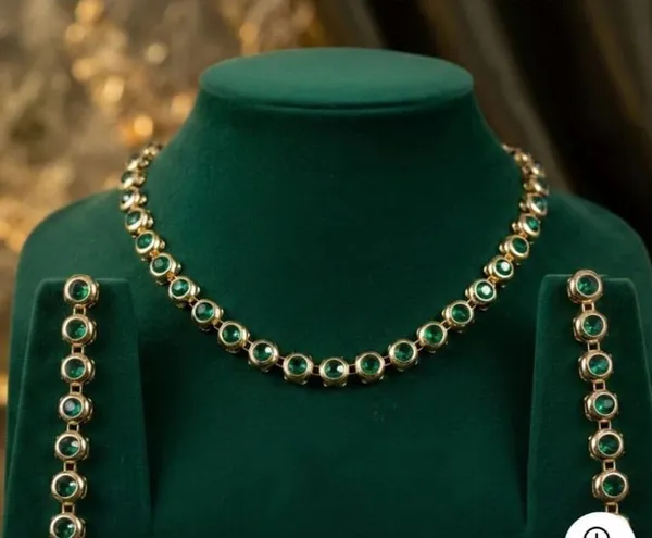 Alayas_Alloy_Silver,_Green_Jewellery_Set_(Pack_Of_1)
